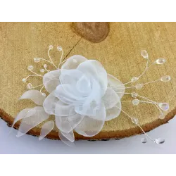 JZA wedding decoration with a rose and crystals